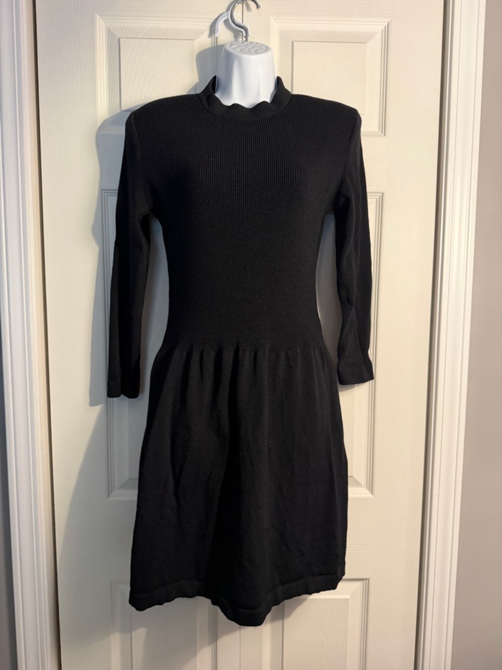 Vintage St John fit and flare black dress size 8. Wool blend
